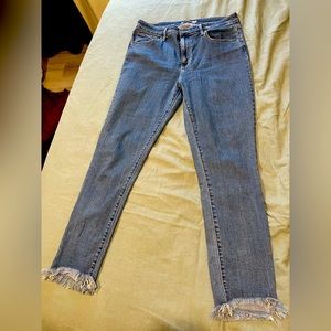 Levi’s 721 High Rise Skinny Jean